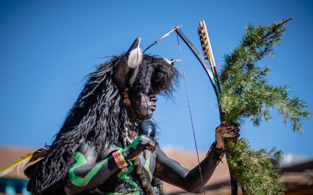 11 October 2021, US, Albuquerque: Maurice Chino performs the Buffalo dance at the Indian Pueblo Cultural Center during the Indigenous Peoples Day 2021 celebrations. Photo: Roberto E. Rosales/Albuquerque Journal via ZUMA/dpa