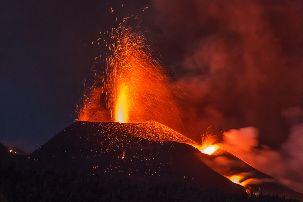 Porque erupciona el volcan