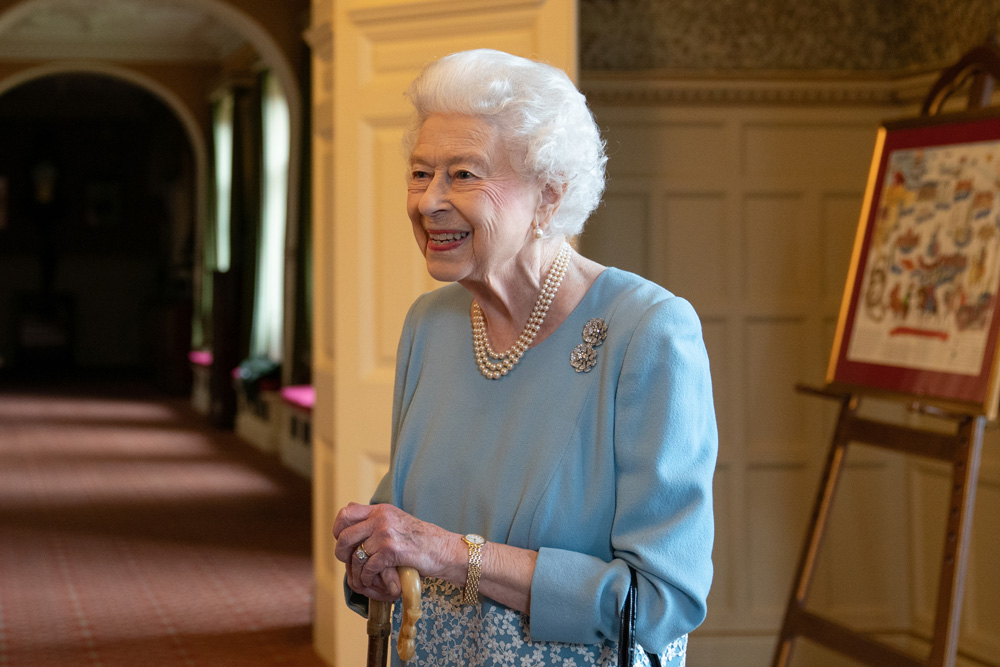 05 February 2022, United Kingdom, Sandringham: Queen Elizabeth II attends a reception in the Ballroom of Sandringham House, which is the Queen's Norfolk residence, to celebrate the start of the Platinum Jubilee. Photo: Joe Giddens/PA Wire/dpa.