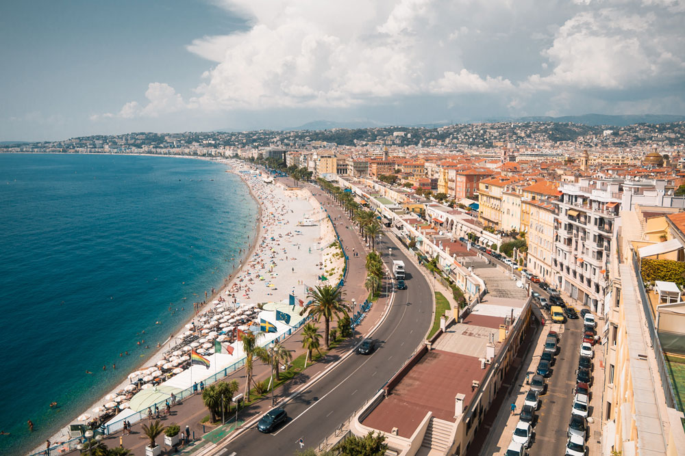 A view of the beach of Nice (France). Photo: Unsplash.