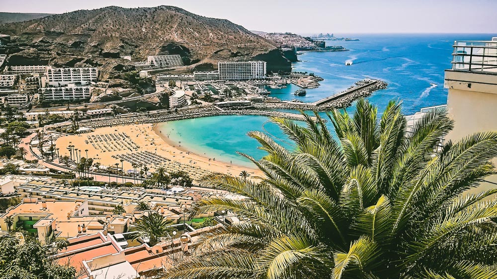 A holiday resort in Las Palmas de Gran Canaria. Photo: Unsplash.