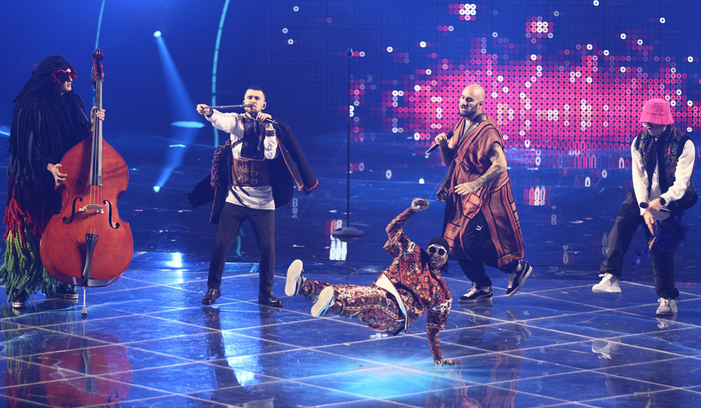 10 May 2022, Italy, Turin: Kalush Orchestra from Ukraine performs with the title "Stefania" at the first semi-final of the Eurovision Song Contest (ESC). Photo: Jens Büttner/dpa.